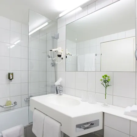 Schwaerzler Hotell 4*