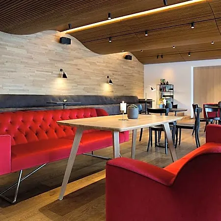 Hotel Schwaerzler 4*